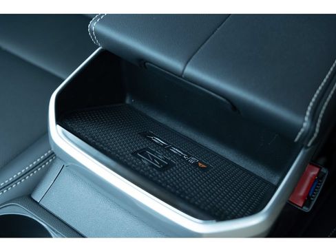 New 2027 GMC Terrain Elevation w/ Elevation Premium Package FWD image 26