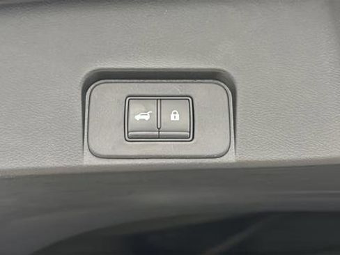 Used 2021 Nissan Rogue SL FWD image 28