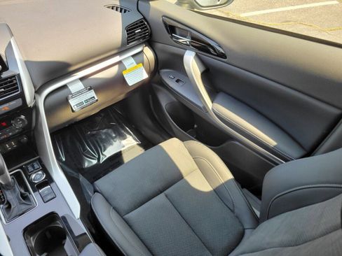 New 2025 Mitsubishi Eclipse Cross SE image 15