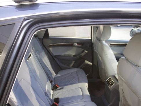 Used 2017 Audi Q5 2.0T Premium Plus w/ Technology Package image 34