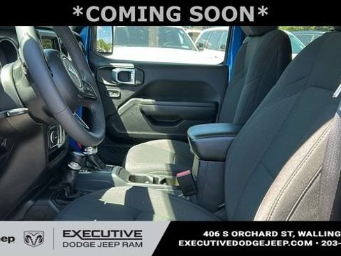 Used 2023 Jeep Wrangler Sport AWD/4WD image 10