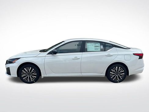 New 2026 Nissan Altima 2.5 SV AWD/4WD image 2
