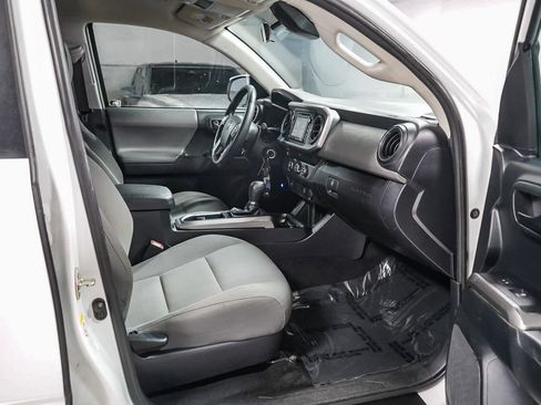 Certified 2019 Toyota Tacoma SR5 RWD image 14