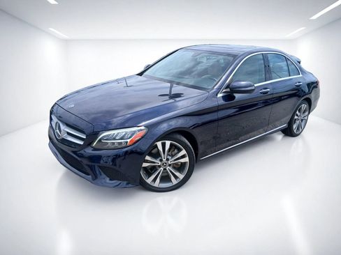 Used 2019 Mercedes-Benz C 300 Sedan image 2