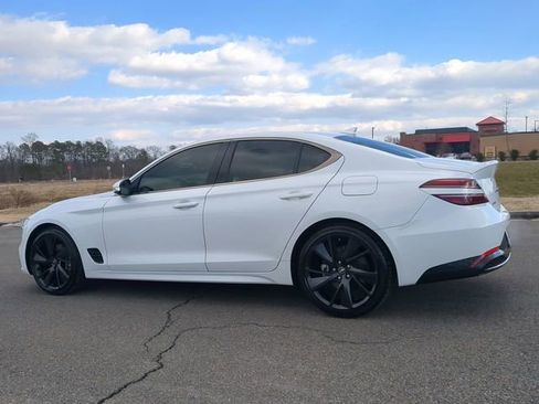 Used 2023 Genesis G70 2.0T w/ Sport Prestige Package RWD image 6