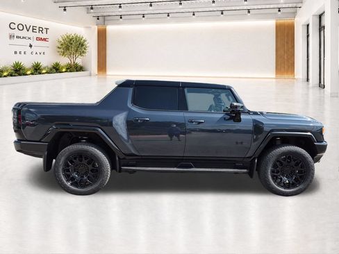 New 2026 GMC Hummer EV 4x4 Crew Cab w/ LPO, Dark Essentials Package image 14