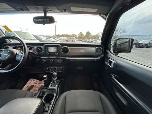 Used 2019 Jeep Wrangler Unlimited Sport S image 30