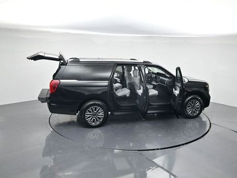 New 2026 Ford Expedition Max Platinum image 46