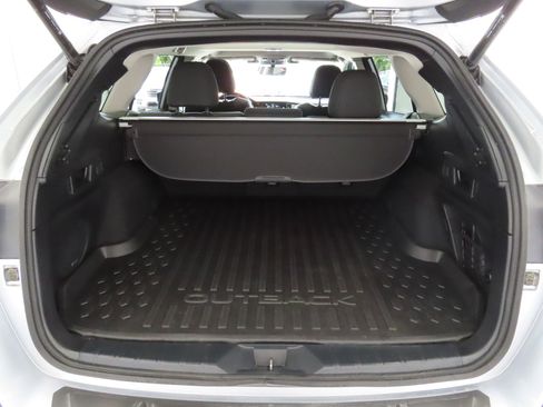 Certified 2025 Subaru Outback Onyx Edition image 25