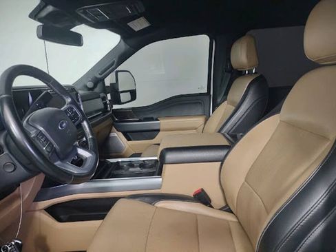 Used 2023 Ford F250 Lariat w/ Chrome Package AWD/4WD image 15