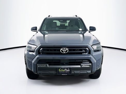 Used 2025 Toyota 4Runner SR5 image 2