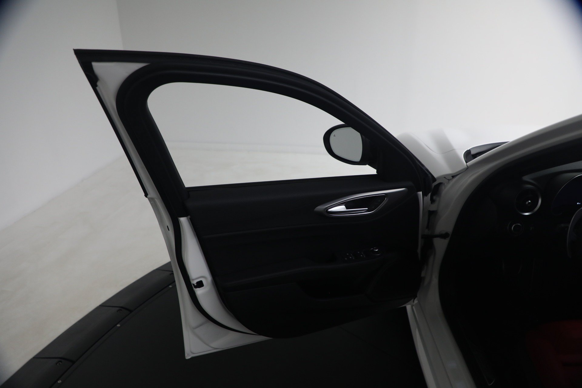 New 2026 Alfa Romeo Giulia AWD image 24