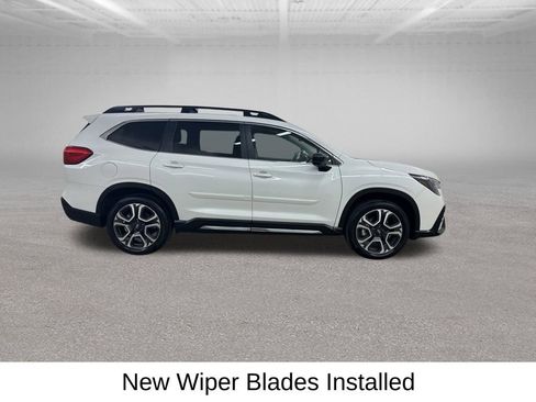 Used 2025 Subaru Ascent Limited AWD/4WD image 13