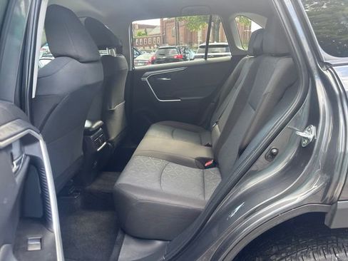 Used 2025 Toyota RAV4 XLE AWD/4WD image 24
