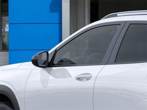 New 2025 Chevrolet Trax ACTIV w/ Driver Confidence Package image 12