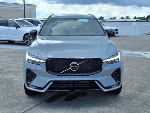 New 2026 Volvo XC60 B5 Plus w/ Protection Package Premier image 2