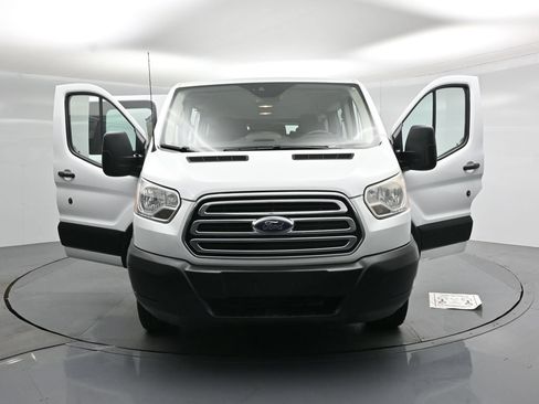 Certified 2019 Ford Transit 350 XLT RWD image 32