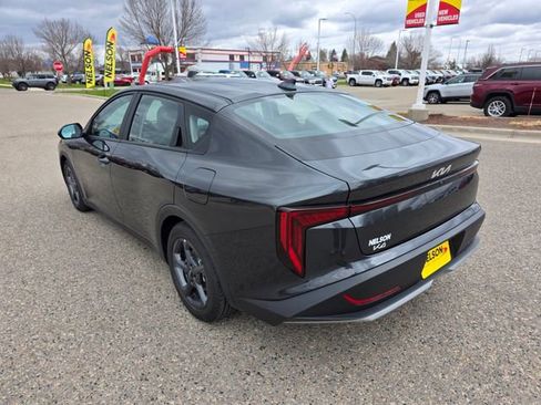 Used 2025 Kia K4 FWD image 11