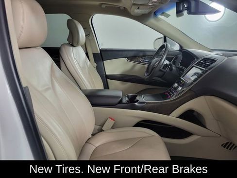 Used 2018 Lincoln MKX Reserve image 18