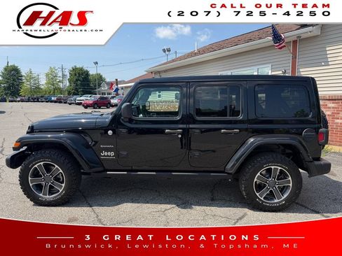 Used 2023 Jeep Wrangler Unlimited Sahara w/ Cold Weather Group AWD/4WD image 3