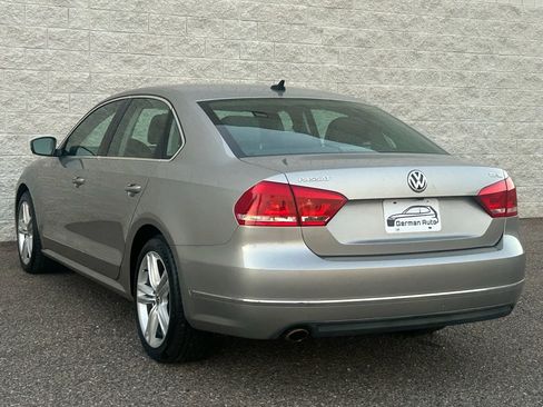 Used 2014 Volkswagen Passat TDI SE image 8