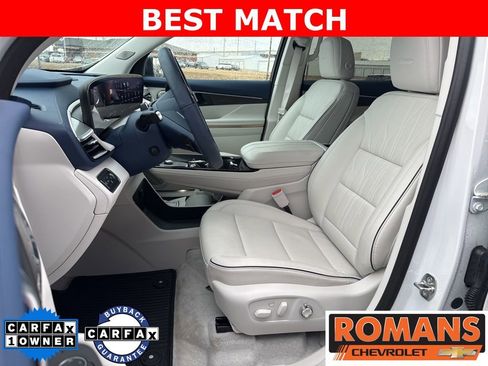 Used 2025 Buick Enclave Avenir w/ Super Cruise Package image 12