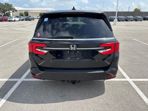 Used 2024 Honda Odyssey EX-L image 4