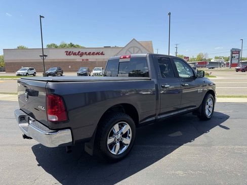 Used 2018 RAM 1500 Classic SLT AWD/4WD image 5