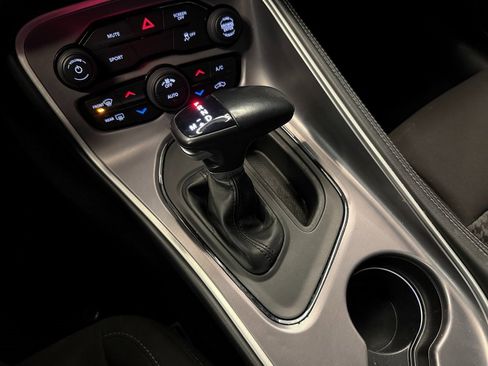 Used 2020 Dodge Challenger SXT w/ Blacktop Package image 17