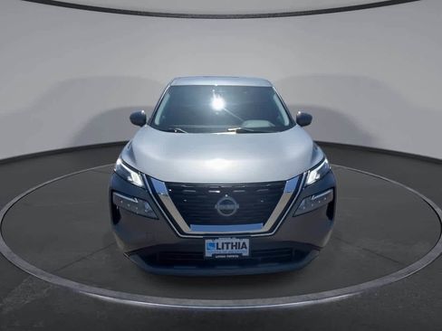 Used 2022 Nissan Rogue SV AWD/4WD image 3