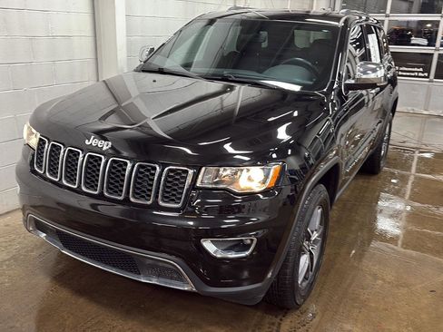 Used 2022 Jeep Grand Cherokee Limited image 38