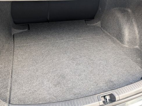 Used 2025 Toyota Corolla SE image 13