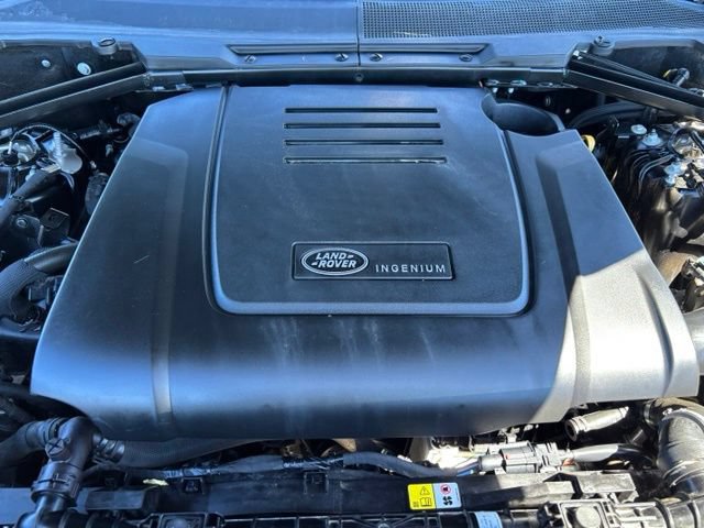 Used 2025 Land Rover Defender 110 S AWD/4WD image 25
