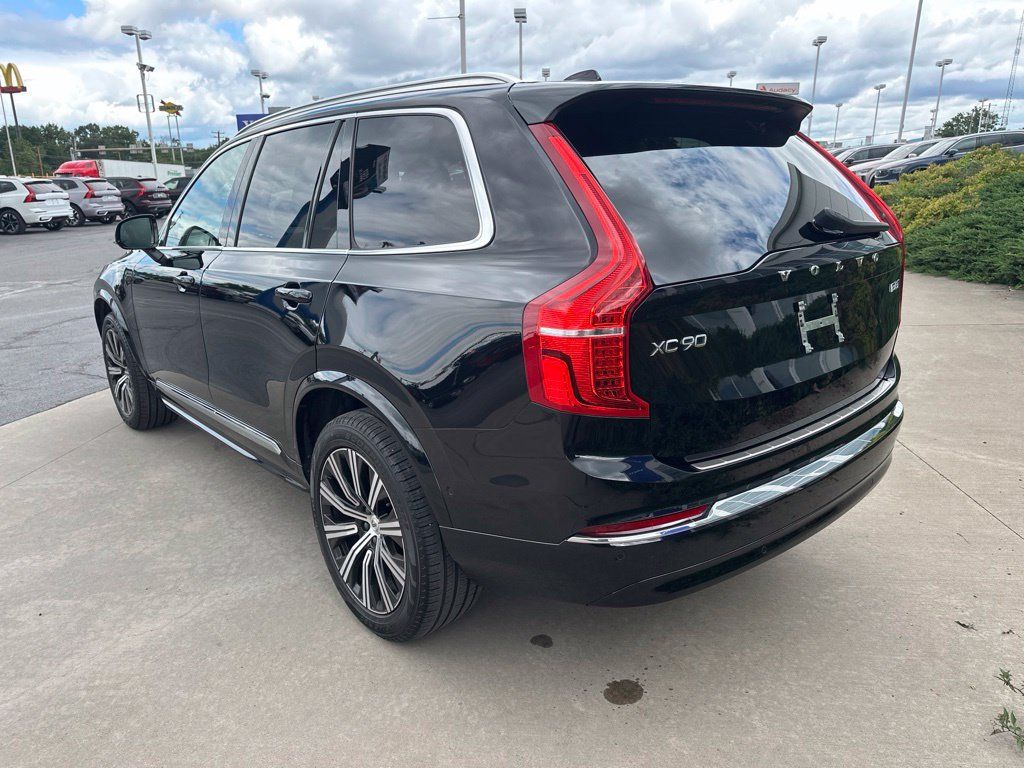 Certified 2023 Volvo XC90 B6 Plus w/ Protection Package Premier AWD/4WD image 7