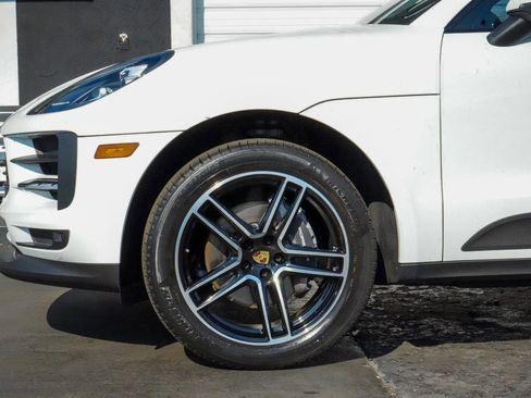 Used 2021 Porsche Macan image 15