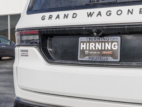 Used 2024 Jeep Grand Wagoneer Series III w/ Rear Seat Video Group 1 image 25