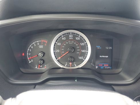 Used 2022 Toyota Corolla Cross LE FWD image 23