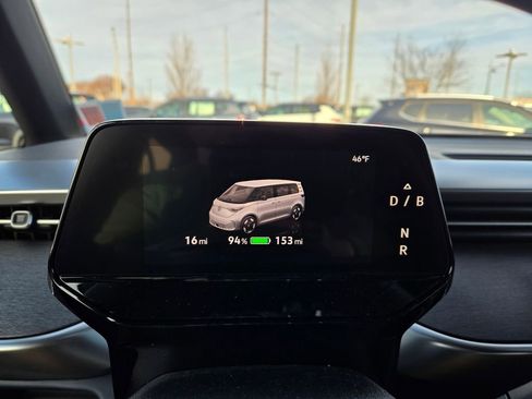 New 2025 Volkswagen ID. Buzz Pro S image 38