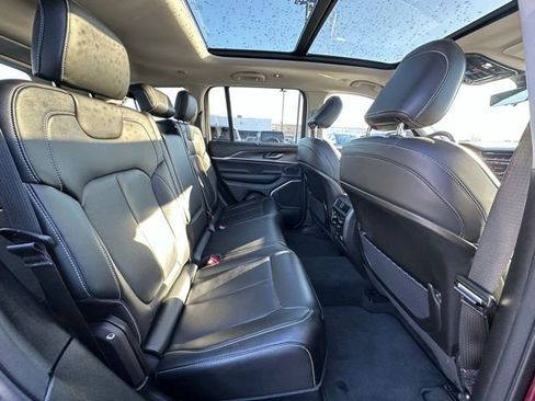 Used 2022 Jeep Grand Cherokee Limited 4xe w/ Luxury Tech Group II image 32