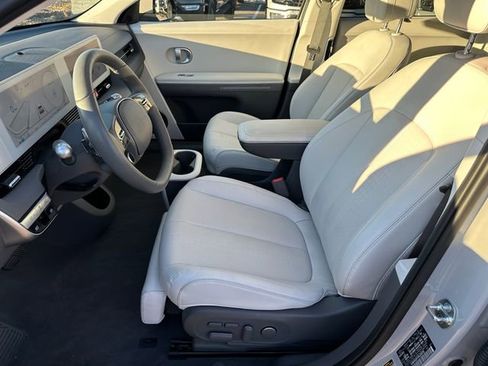 Used 2024 Hyundai Ioniq 5 Limited image 21