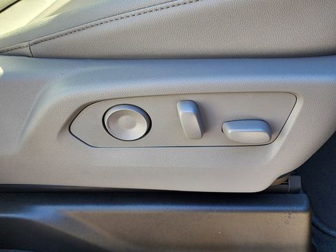 New 2026 GMC Sierra 1500 SLT w/ SLT Premium Plus Package image 39