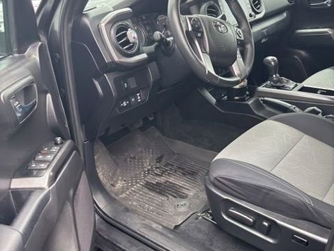 Used 2023 Toyota Tacoma TRD Sport image 13