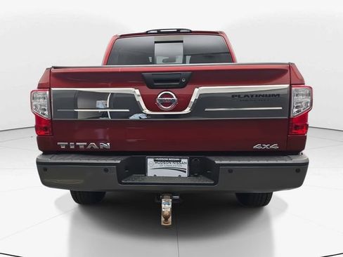Used 2019 Nissan Titan Platinum Reserve image 8