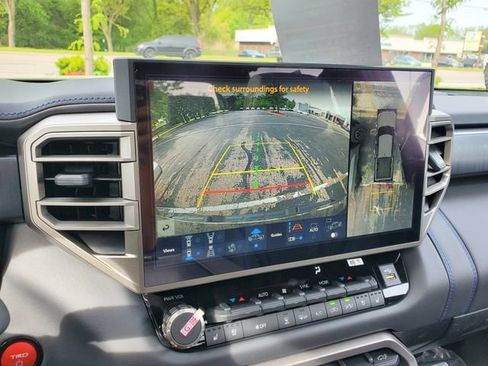 New 2026 Toyota Tundra Platinum AWD/4WD image 33