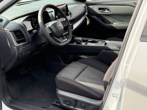 New 2026 Nissan Rogue SV FWD image 11