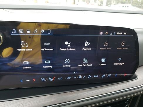 New 2026 Chevrolet Suburban Premier image 17