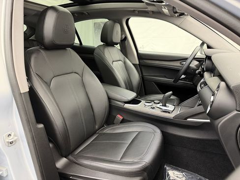 Used 2022 Alfa Romeo Stelvio Ti w/ Active Assist Plus Package image 44