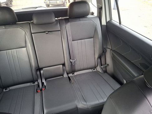 Certified 2023 Volkswagen Tiguan SE image 20