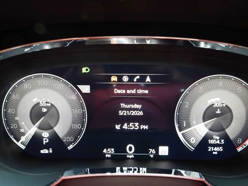 Used 2022 Bentley Bentayga AWD/4WD image 63