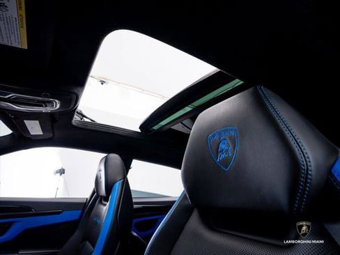 Used 2023 Lamborghini Urus S AWD/4WD image 24